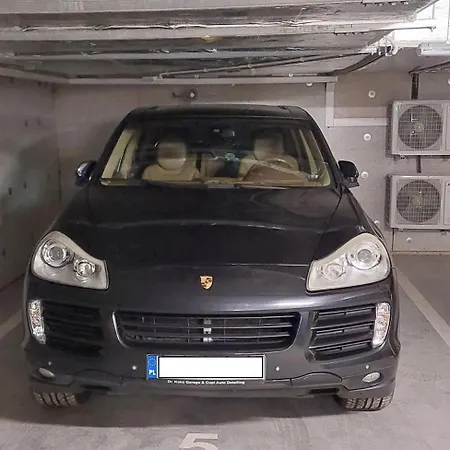 Biala Perla Czarna Gora Sienna (Klodzko)