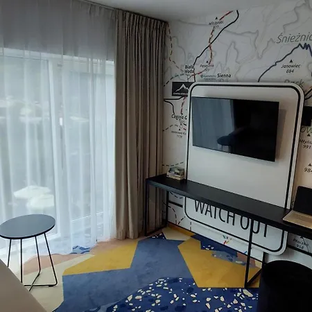 Biala Perla Czarna Gora * Сенна