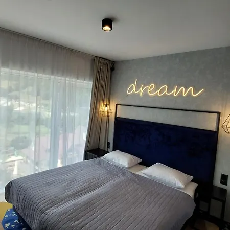 Biala Perla Czarna Gora * Сенна