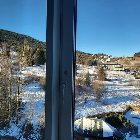 Biala Perla Czarna Gora