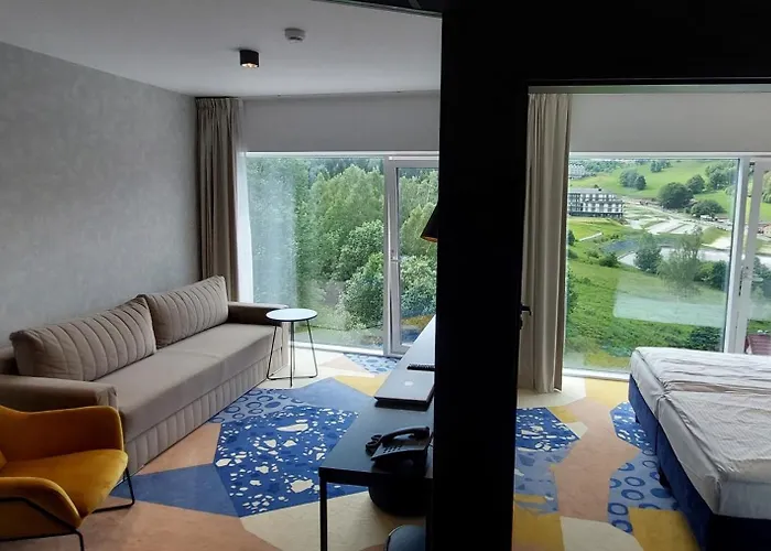 Biala Perla Czarna Gora Sienna (Klodzko)