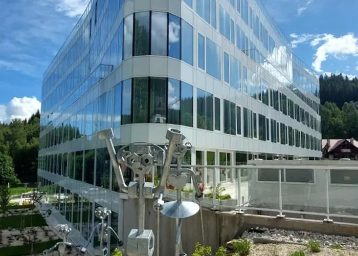 Biala Perla Czarna Gora * Sienna (Klodzko)