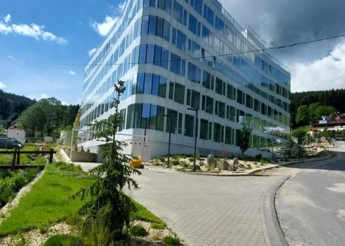 Biala Perla Czarna Gora *