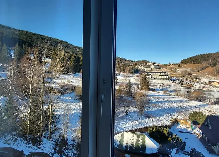 Biala Perla Czarna Gora